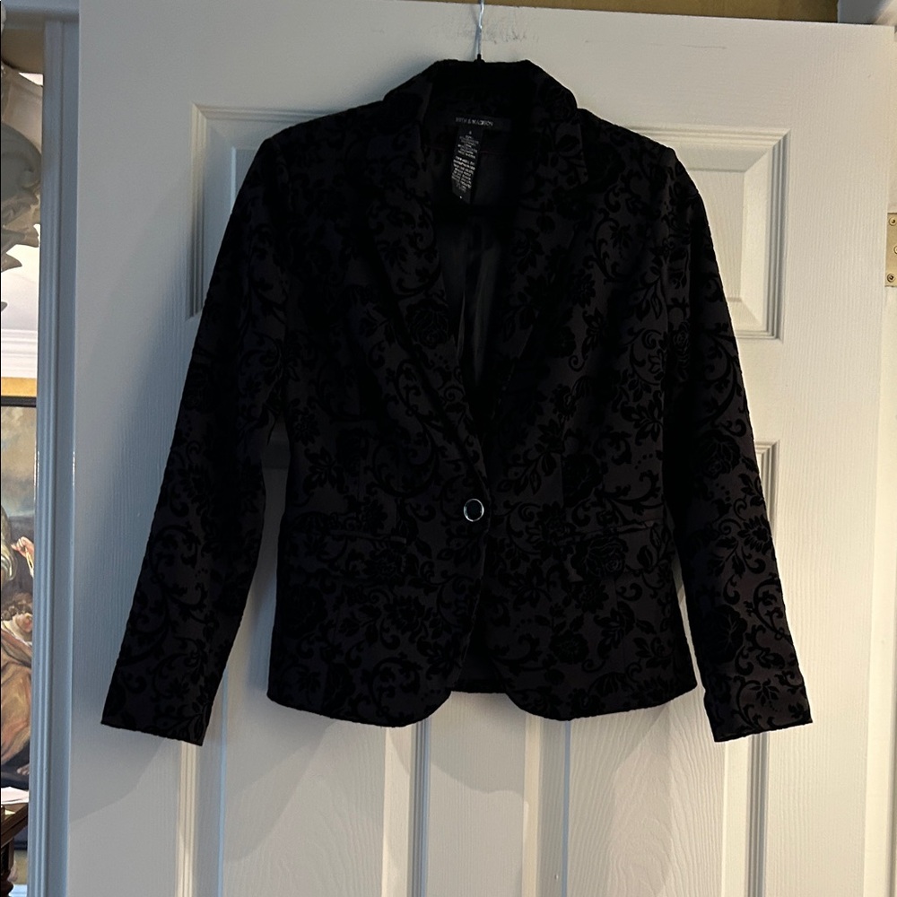89th & Madison Black Floral Blazer
